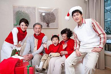 对战游戏《女神异闻录4 AU》新预告展示新老角色格斗